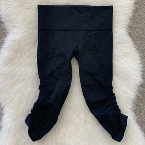 Lululemon | crop pant in black